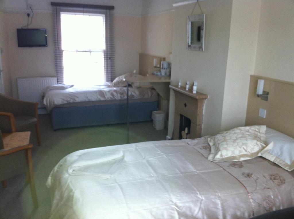 The Carpenter'S Arms CBG Room photo